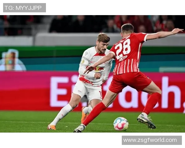 体育赛事精彩回顾:最新比分、焦点战况与精彩瞬间全程分析